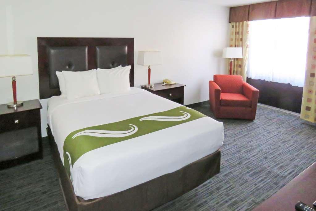 Quality & Hotel 3*