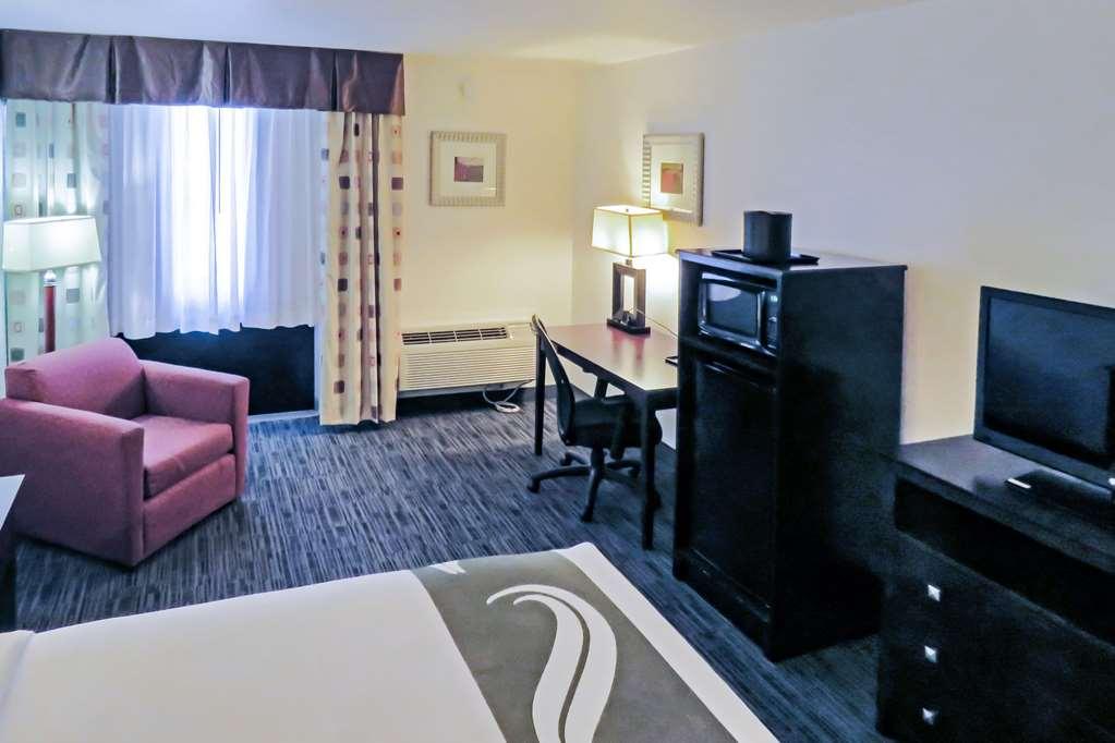 Hotel Quality & Everett
