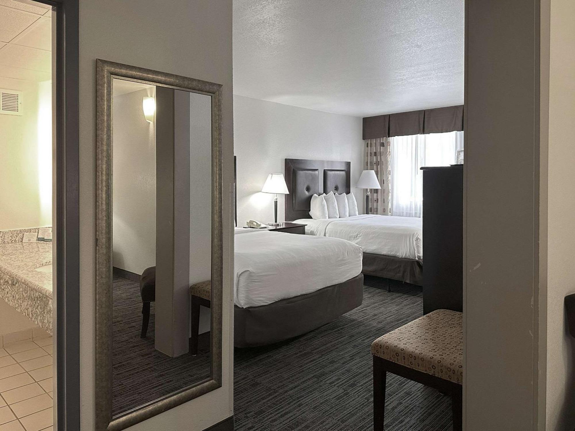 Quality & Hotel