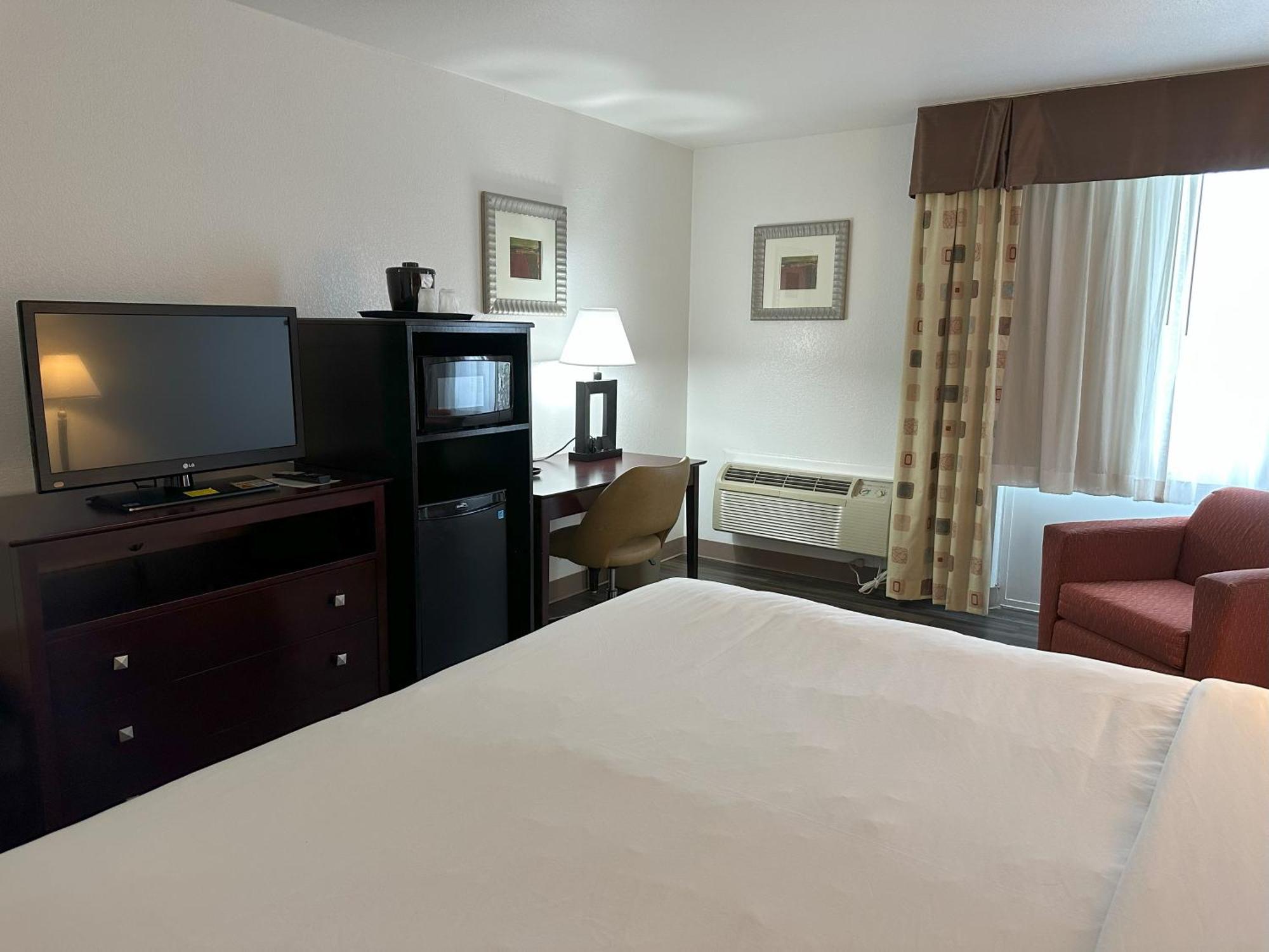 Quality & Hotel 3*
