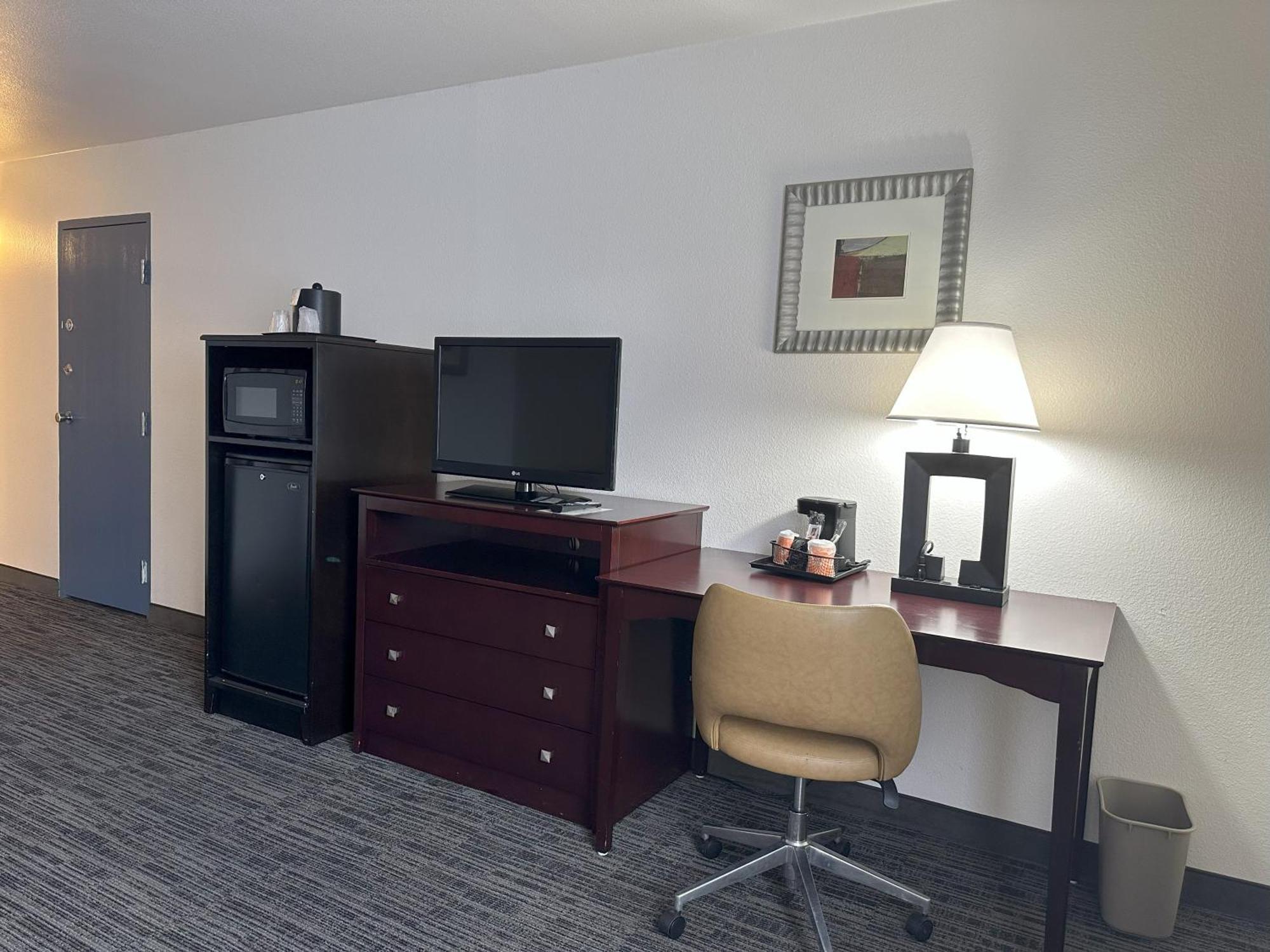Quality & Hotel 3*