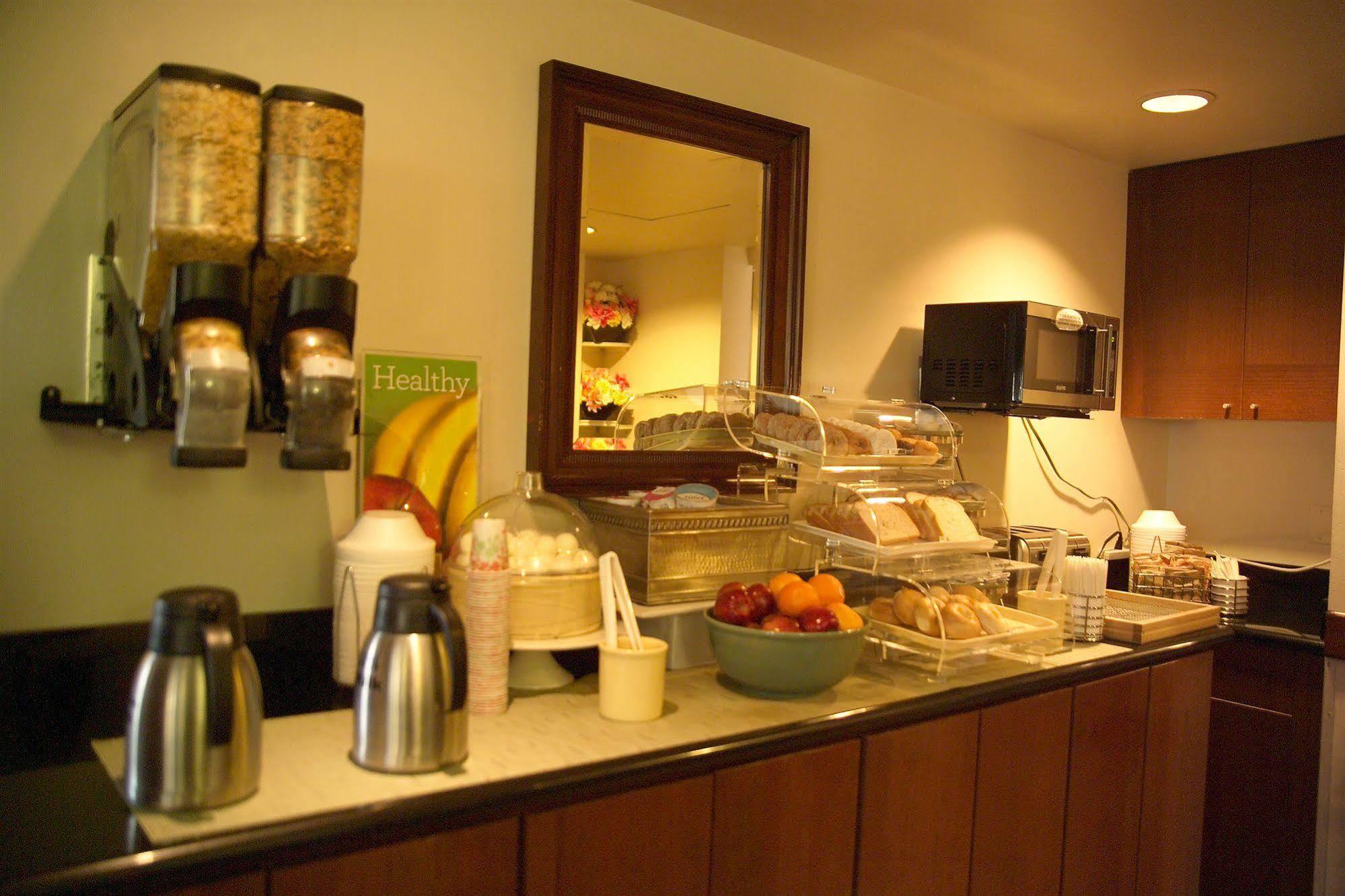 Quality & Hotel Everett